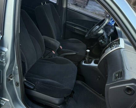 Синій Хендай Туксон, об'ємом двигуна 2 л та пробігом 203 тис. км за 7800 $, фото 13 на Automoto.ua