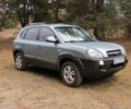 Синий Хендай Туксон, объемом двигателя 2 л и пробегом 180 тыс. км за 8000 $, фото 4 на Automoto.ua