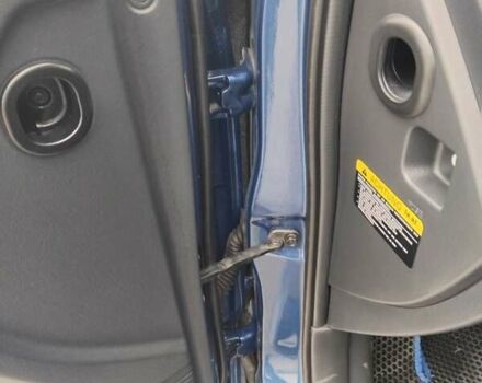 Синий Хендай Туксон, объемом двигателя 1.98 л и пробегом 201 тыс. км за 9400 $, фото 10 на Automoto.ua