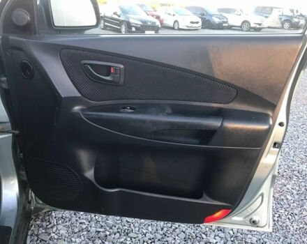 Синий Хендай Туксон, объемом двигателя 2 л и пробегом 207 тыс. км за 7990 $, фото 12 на Automoto.ua