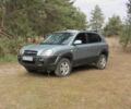 Синий Хендай Туксон, объемом двигателя 2 л и пробегом 180 тыс. км за 8000 $, фото 1 на Automoto.ua