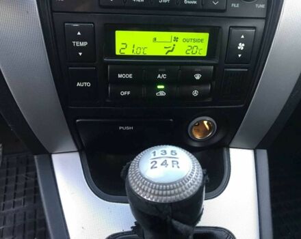 Синий Хендай Туксон, объемом двигателя 2 л и пробегом 207 тыс. км за 6890 $, фото 4 на Automoto.ua