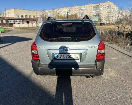 Синий Хендай Туксон, объемом двигателя 2 л и пробегом 187 тыс. км за 8200 $, фото 3 на Automoto.ua