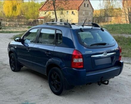 Синий Хендай Туксон, объемом двигателя 0 л и пробегом 170 тыс. км за 2400 $, фото 2 на Automoto.ua