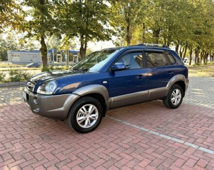 Синий Хендай Туксон, объемом двигателя 2 л и пробегом 168 тыс. км за 7500 $, фото 6 на Automoto.ua