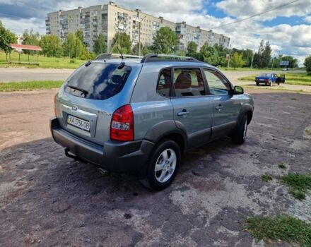 Синій Хендай Туксон, об'ємом двигуна 2 л та пробігом 137 тис. км за 8500 $, фото 1 на Automoto.ua