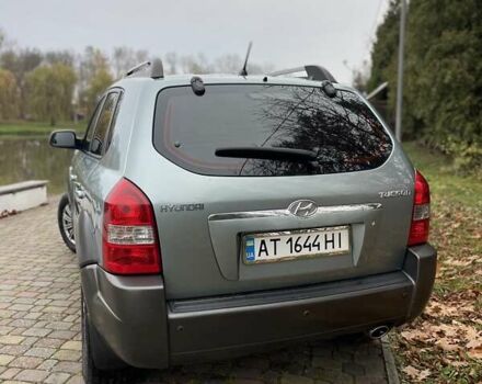 Синий Хендай Туксон, объемом двигателя 1.98 л и пробегом 168 тыс. км за 8500 $, фото 6 на Automoto.ua
