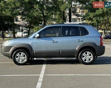 Синий Хендай Туксон, объемом двигателя 1.98 л и пробегом 219 тыс. км за 8500 $, фото 1 на Automoto.ua