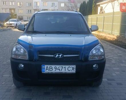 Синий Хендай Туксон, объемом двигателя 1.98 л и пробегом 183 тыс. км за 6700 $, фото 5 на Automoto.ua