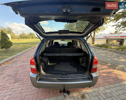 Синий Хендай Туксон, объемом двигателя 2 л и пробегом 168 тыс. км за 6900 $, фото 14 на Automoto.ua