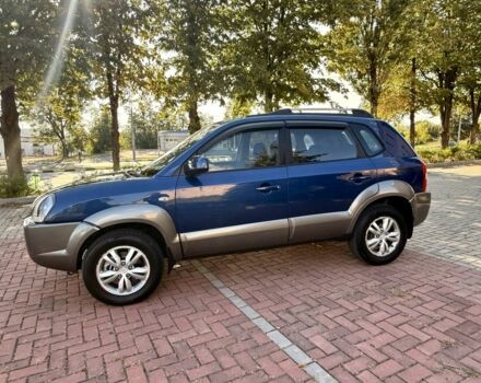 Синий Хендай Туксон, объемом двигателя 2 л и пробегом 168 тыс. км за 7500 $, фото 7 на Automoto.ua