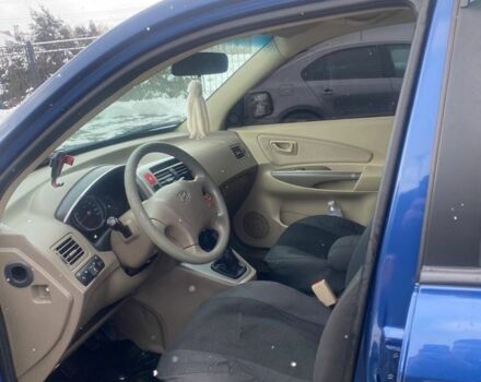 Синій Хендай Туксон, об'ємом двигуна 2 л та пробігом 172 тис. км за 8000 $, фото 6 на Automoto.ua