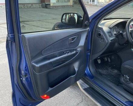 Хендай Туксон 2010 в Харькове на Automoto.ua Синий Хендай Туксон, объемом двигателя 1.98 л и пробегом 192 тыс. км за 9400 $, фото 8 на Automoto.ua