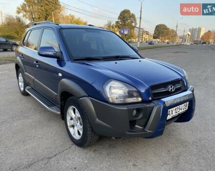 Хендай Туксон 2010 в Харькове на Automoto.ua Синий Хендай Туксон, объемом двигателя 1.98 л и пробегом 192 тыс. км за 9400 $, фото 6 на Automoto.ua