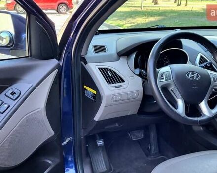 Хендай Туксон 2012 у Кривому Розі на Automoto.ua Синій Хендай Туксон, об'ємом двигуна 2.4 л та пробігом 114 тис. км за 10600 $, фото 15 на Automoto.ua