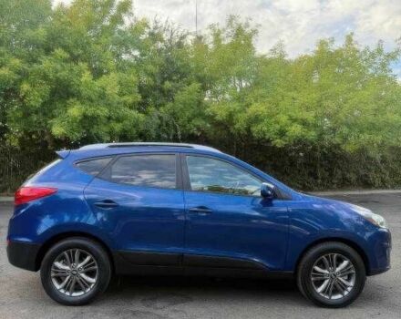 Синий Хендай Туксон, объемом двигателя 2.4 л и пробегом 110 тыс. км за 3000 $, фото 7 на Automoto.ua