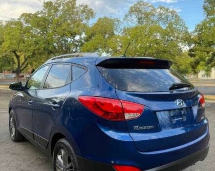 Синий Хендай Туксон, объемом двигателя 2.4 л и пробегом 110 тыс. км за 3000 $, фото 4 на Automoto.ua