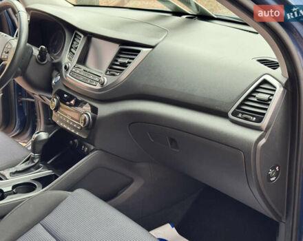 Синій Хендай Туксон, об'ємом двигуна 1.7 л та пробігом 264 тис. км за 15950 $, фото 151 на Automoto.ua