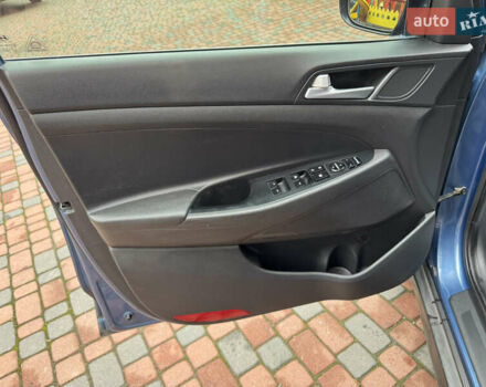 Синій Хендай Туксон, об'ємом двигуна 1.7 л та пробігом 264 тис. км за 15950 $, фото 121 на Automoto.ua