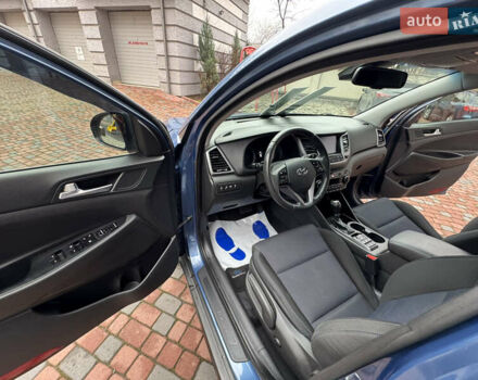 Синій Хендай Туксон, об'ємом двигуна 1.7 л та пробігом 264 тис. км за 15950 $, фото 132 на Automoto.ua