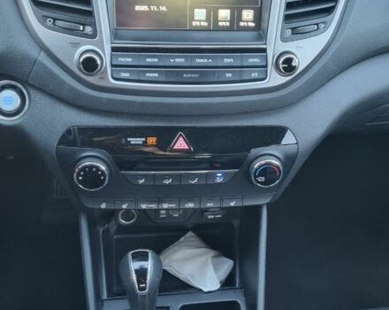 Синій Хендай Туксон, об'ємом двигуна 2 л та пробігом 153 тис. км за 16500 $, фото 7 на Automoto.ua