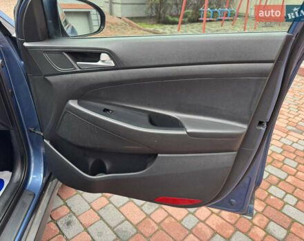 Синій Хендай Туксон, об'ємом двигуна 1.7 л та пробігом 264 тис. км за 15950 $, фото 146 на Automoto.ua