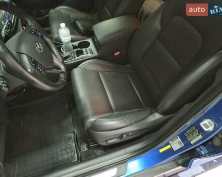 Синий Хендай Туксон, объемом двигателя 1.59 л и пробегом 136 тыс. км за 14300 $, фото 18 на Automoto.ua