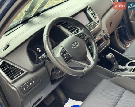 Синій Хендай Туксон, об'ємом двигуна 1.7 л та пробігом 264 тис. км за 15950 $, фото 103 на Automoto.ua