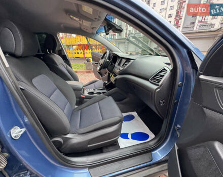 Синій Хендай Туксон, об'ємом двигуна 1.7 л та пробігом 264 тис. км за 15950 $, фото 155 на Automoto.ua
