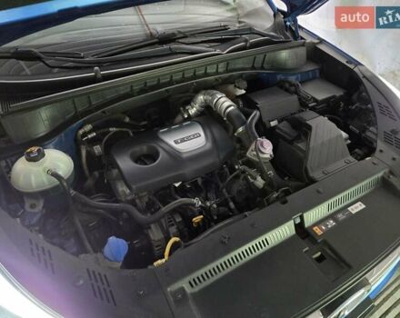 Синий Хендай Туксон, объемом двигателя 1.59 л и пробегом 136 тыс. км за 14300 $, фото 19 на Automoto.ua