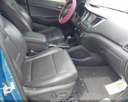Синій Хендай Туксон, об'ємом двигуна 1.6 л та пробігом 70 тис. км за 2500 $, фото 4 на Automoto.ua