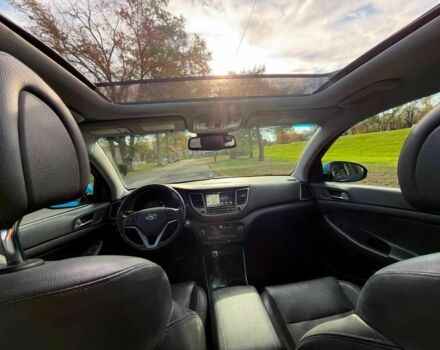 Синий Хендай Туксон, объемом двигателя 1.6 л и пробегом 53 тыс. км за 3500 $, фото 9 на Automoto.ua