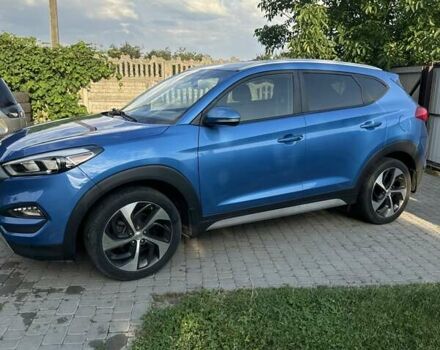 Синий Хендай Туксон, объемом двигателя 1.59 л и пробегом 154 тыс. км за 15100 $, фото 2 на Automoto.ua