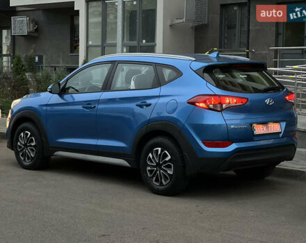 Синий Хендай Туксон, объемом двигателя 0 л и пробегом 59 тыс. км за 18000 $, фото 3 на Automoto.ua