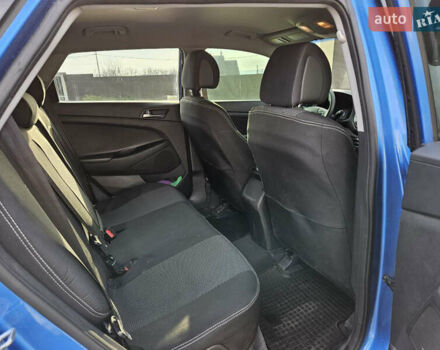 Синий Хендай Туксон, объемом двигателя 2 л и пробегом 150 тыс. км за 17999 $, фото 9 на Automoto.ua