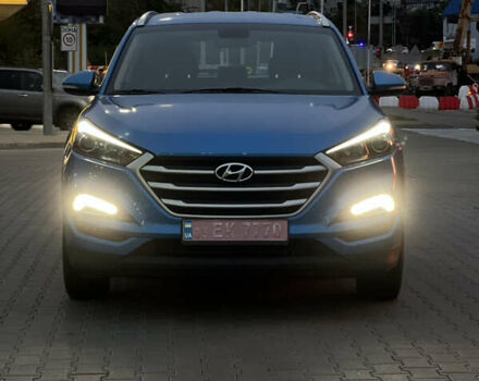 Синий Хендай Туксон, объемом двигателя 0 л и пробегом 59 тыс. км за 18000 $, фото 2 на Automoto.ua