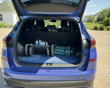 Синий Хендай Туксон, объемом двигателя 2 л и пробегом 157 тыс. км за 21700 $, фото 8 на Automoto.ua