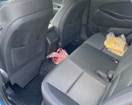 Синій Хендай Туксон, об'ємом двигуна 2 л та пробігом 121 тис. км за 17600 $, фото 9 на Automoto.ua