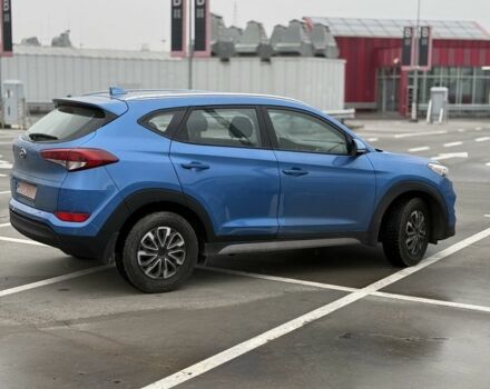 Синий Хендай Туксон, объемом двигателя 2 л и пробегом 58 тыс. км за 17200 $, фото 4 на Automoto.ua