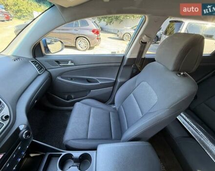 Синий Хендай Туксон, объемом двигателя 2 л и пробегом 108 тыс. км за 16300 $, фото 22 на Automoto.ua