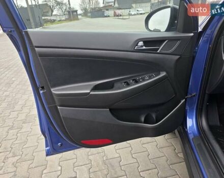 Синий Хендай Туксон, объемом двигателя 1.6 л и пробегом 176 тыс. км за 17800 $, фото 25 на Automoto.ua