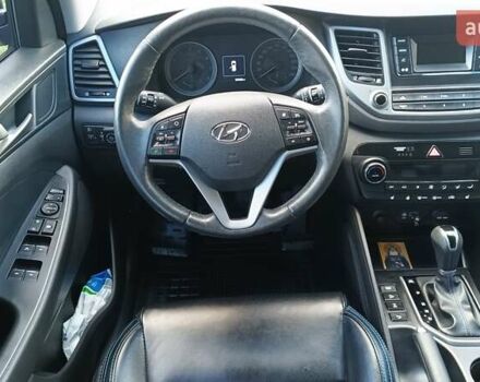 Синий Хендай Туксон, объемом двигателя 2 л и пробегом 83 тыс. км за 17700 $, фото 12 на Automoto.ua