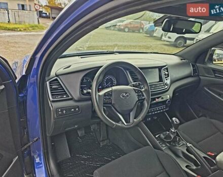 Хендай Туксон 2018 в Калуше на Automoto.ua Синий Хендай Туксон, объемом двигателя 1.59 л и пробегом 176 тыс. км за 18500 $, фото 27 на Automoto.ua
