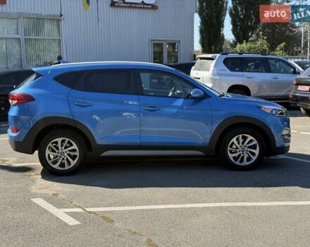 Синий Хендай Туксон, объемом двигателя 2 л и пробегом 108 тыс. км за 16300 $, фото 1 на Automoto.ua