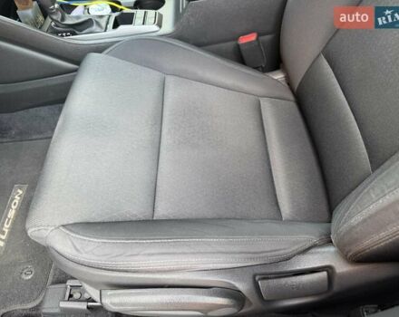 Синій Хендай Туксон, об'ємом двигуна 2 л та пробігом 92 тис. км за 17300 $, фото 9 на Automoto.ua