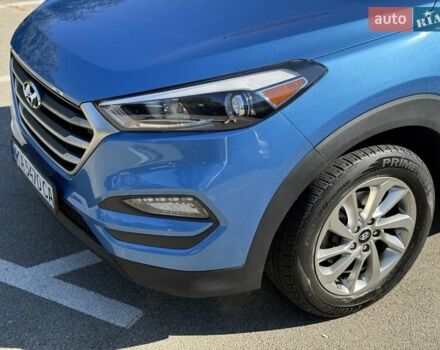 Синий Хендай Туксон, объемом двигателя 2 л и пробегом 108 тыс. км за 16300 $, фото 8 на Automoto.ua