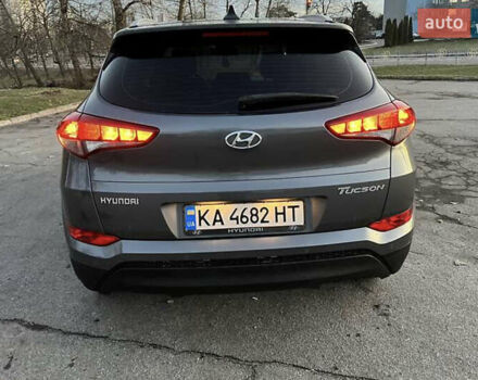 Синій Хендай Туксон, об'ємом двигуна 2 л та пробігом 120 тис. км за 20500 $, фото 3 на Automoto.ua