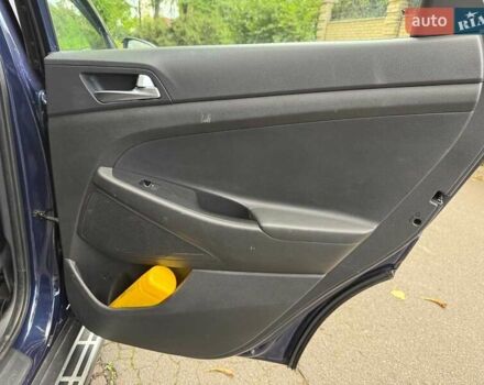 Синий Хендай Туксон, объемом двигателя 2 л и пробегом 48 тыс. км за 22790 $, фото 19 на Automoto.ua