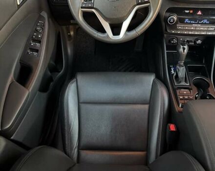 Синий Хендай Туксон, объемом двигателя 2 л и пробегом 136 тыс. км за 23200 $, фото 17 на Automoto.ua