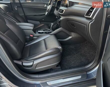 Синий Хендай Туксон, объемом двигателя 2 л и пробегом 136 тыс. км за 23200 $, фото 32 на Automoto.ua